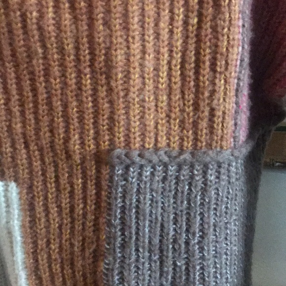 Cliche sweater with color blocking - Picture 3 of 6